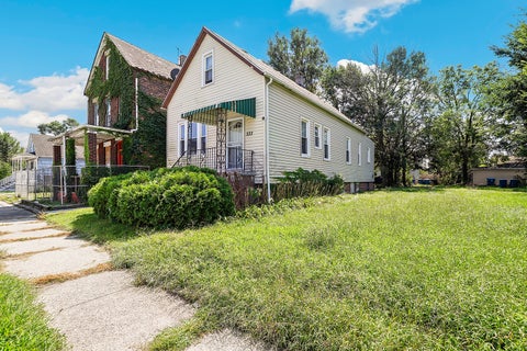 Tiny photo for 227 154th Place, Calumet City, IL 60409 (MLS # 12782141)