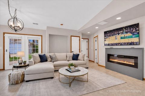 Tiny photo for 16018 Saint Louis Avenue, Markham, IL 60428 (MLS # 12612869)