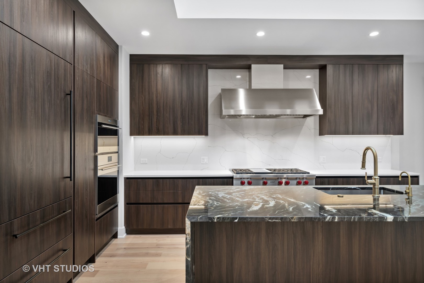 232 S Green Street 4S