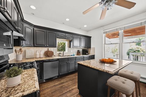 Tiny photo for 1907 W Warner Avenue, Chicago, IL 60613 (MLS # 12714840)