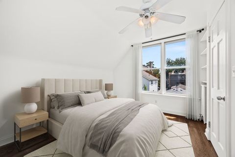 Tiny photo for 1907 W Warner Avenue, Chicago, IL 60613 (MLS # 12714840)