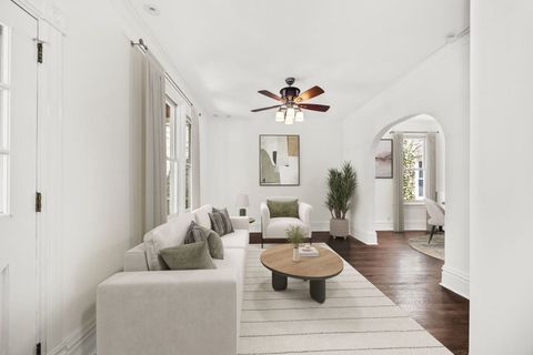 Tiny photo for 1907 W Warner Avenue, Chicago, IL 60613 (MLS # 12714840)