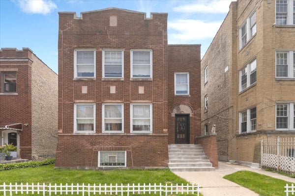 6219 N CLAREMONT AVE, CHICAGO, IL 60659 - Image 197232ce84526ba654c361b2393acccf/1889943473
