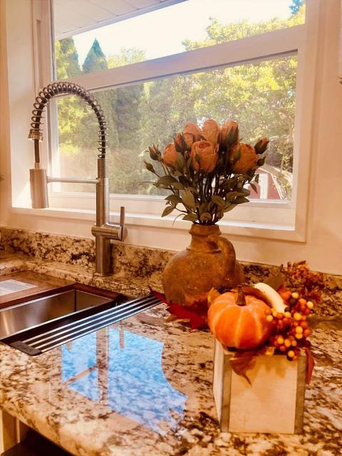 Tiny photo for 808 Bridle Lane, Wheaton, IL 60187 (MLS # 12460042)