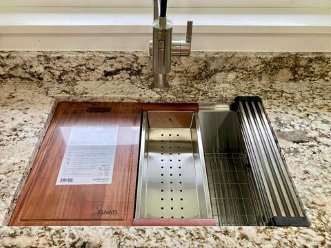 Tiny photo for 808 Bridle Lane, Wheaton, IL 60187 (MLS # 12460042)