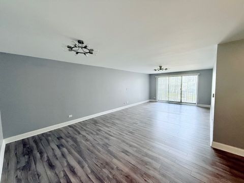 Tiny photo for 5200 Oakton Street #105, Skokie, IL 60077 (MLS # 12602078)