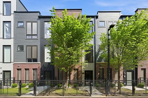 Photo of 4232 W Belmont Avenue #5, Chicago, IL 60641 (MLS # 12648330)