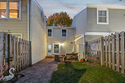 Tiny photo for 7605 Manchester Manor, Hanover Park, IL 60133 (MLS # 12539041)
