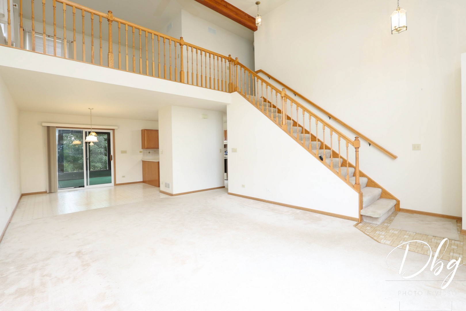 1017 Oaktree Trail
