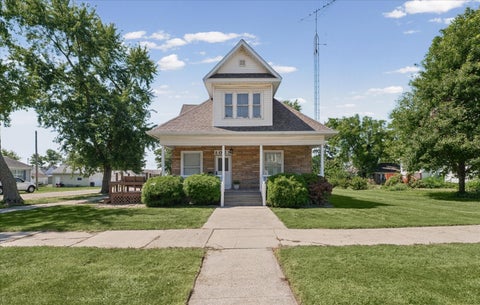 Tiny photo for 102 N Walnut Street, Villa Grove, IL 61956 (MLS # 12741062)