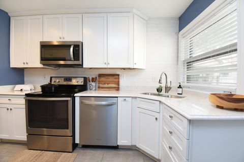 Tiny photo for 736 S Ashland Avenue, La Grange, IL 60525 (MLS # 12496200)