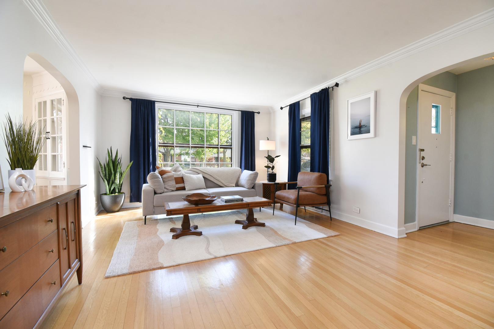 736 S Ashland Avenue