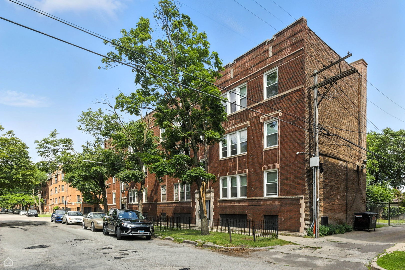 936 E 80th Street