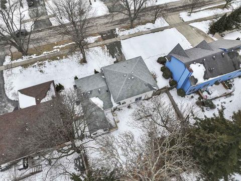 Tiny photo for 778 Wilson Avenue, Glen Ellyn, IL 60137 (MLS # 12607106)