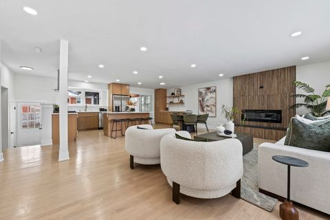 Tiny photo for 778 Wilson Avenue, Glen Ellyn, IL 60137 (MLS # 12607106)