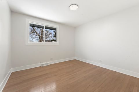 Tiny photo for 778 Wilson Avenue, Glen Ellyn, IL 60137 (MLS # 12607106)