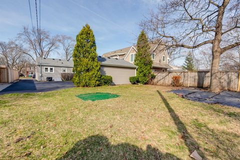 Tiny photo for 555 Longfellow Avenue, Deerfield, IL 60015 (MLS # 12601163)