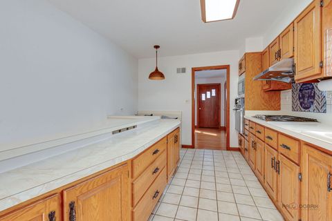 Tiny photo for 555 Longfellow Avenue, Deerfield, IL 60015 (MLS # 12601163)