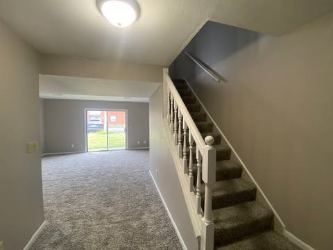 Tiny photo for 612 E Campus Drive #B12, Carbondale, IL 62901 (MLS # 12735063)