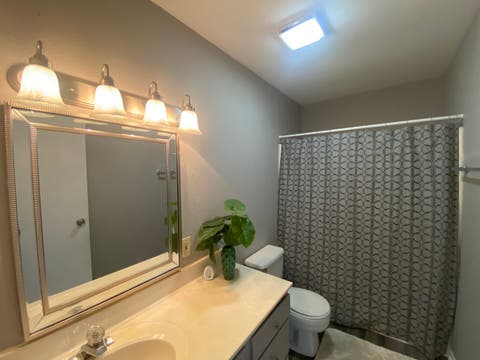 Tiny photo for 612 E Campus Drive #B12, Carbondale, IL 62901 (MLS # 12735063)