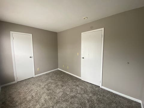 Tiny photo for 612 E Campus Drive #B12, Carbondale, IL 62901 (MLS # 12735063)