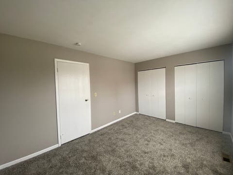 Tiny photo for 612 E Campus Drive #B12, Carbondale, IL 62901 (MLS # 12735063)
