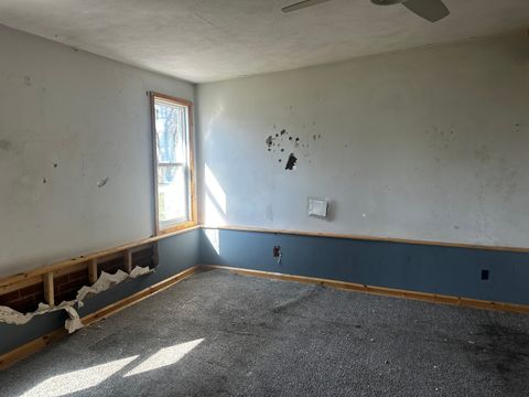 Tiny photo for 415 S PARK Street, Sesser, IL 62884 (MLS # EB458250)