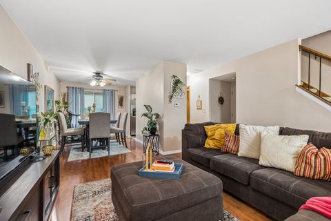 Tiny photo for 404 Ballard Drive, Algonquin, IL 60102 (MLS # 12605435)