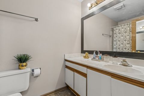 Tiny photo for 404 Ballard Drive, Algonquin, IL 60102 (MLS # 12605435)