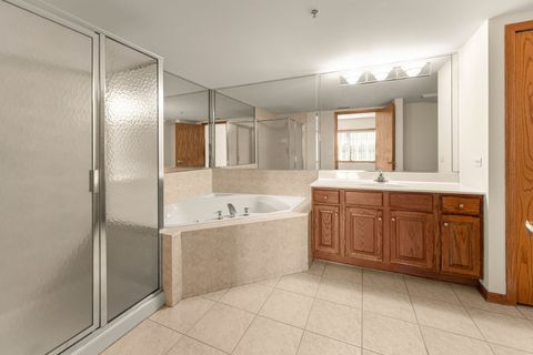 Tiny photo for 11901 Windemere Court #301, Orland Park, IL 60467 (MLS # 12470128)