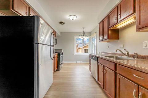 Tiny photo for 4904 W Hawthorne Avenue, Hillside, IL 60162 (MLS # 12537671)