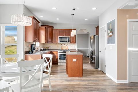 Tiny photo for 2551 Fairfax Way, Yorkville, IL 60560 (MLS # 12475203)