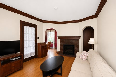 Tiny photo for 35 W Maple Avenue, Roselle, IL 60172 (MLS # 12750546)