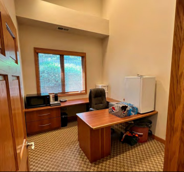 460 Briargate Drive 500