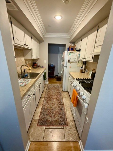 Tiny photo for 2216 Country Club Drive #25, Woodridge, IL 60517 (MLS # 12597753)