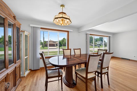 Tiny photo for 9132 Meade Avenue, Oak Lawn, IL 60453 (MLS # 12718507)