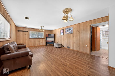 Tiny photo for 9132 Meade Avenue, Oak Lawn, IL 60453 (MLS # 12718507)