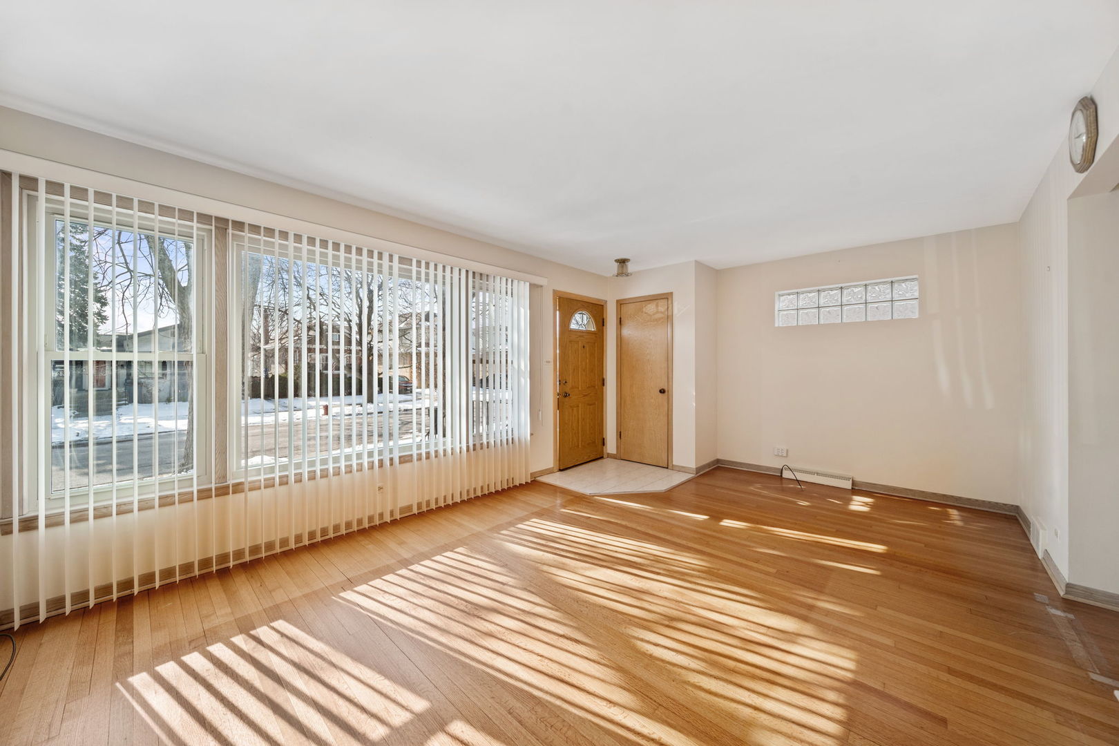 7230 W Greenleaf Avenue