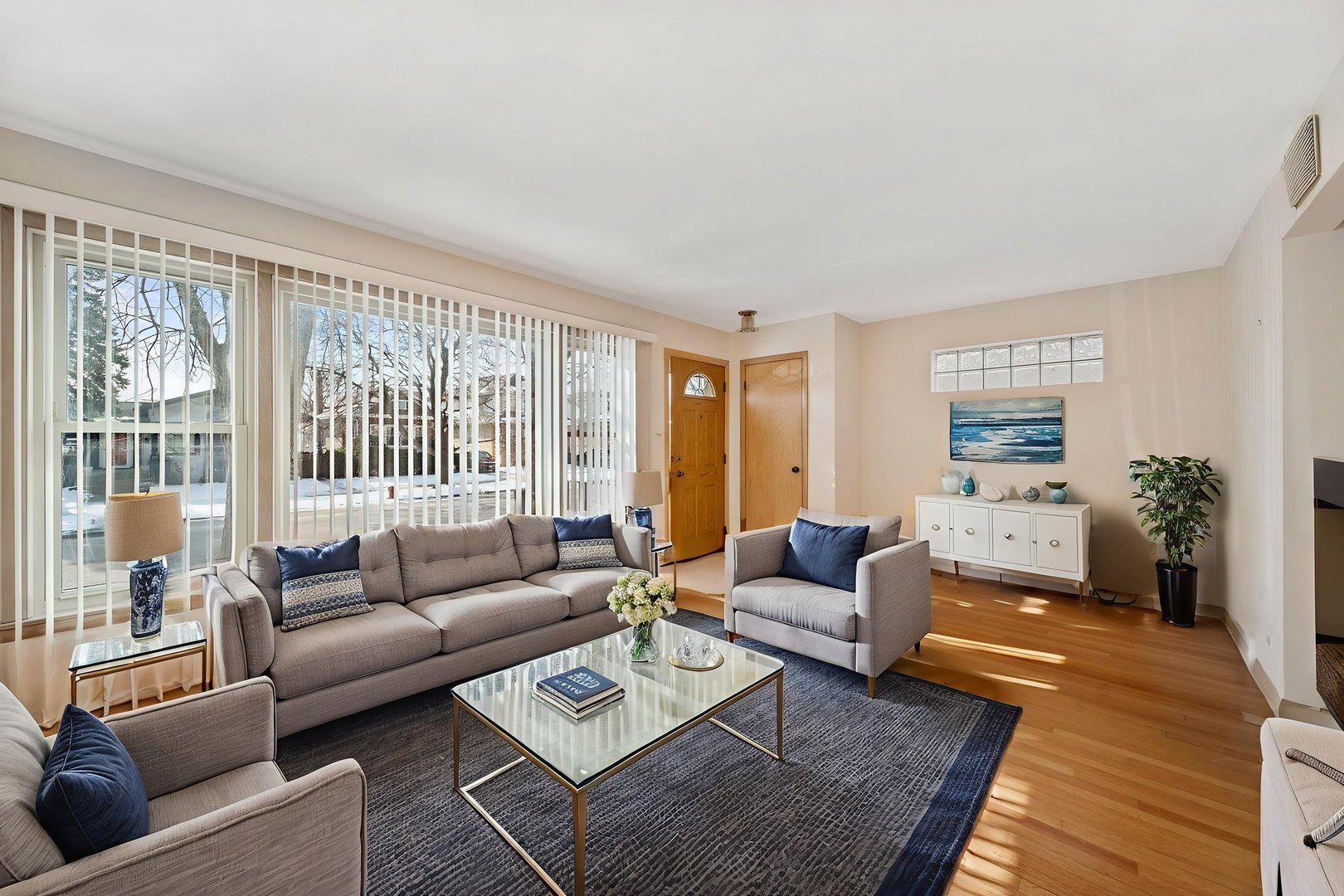 7230 W Greenleaf Avenue