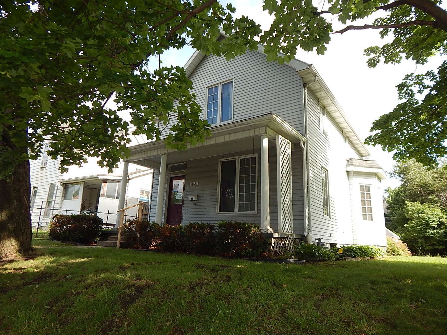 628 W 14th Street