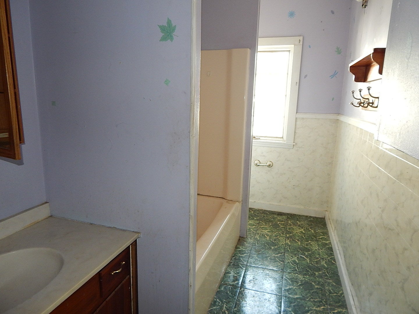 628 W 14th Street