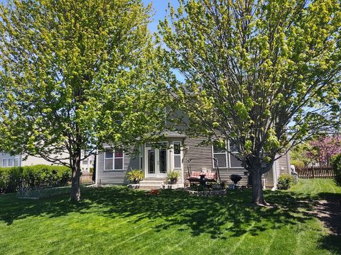 Tiny photo for 1409 Bridgehampton Drive, Plainfield, IL 60586 (MLS # 12565021)