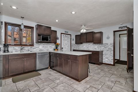 Tiny photo for 24556 W Lancelot Lane, Shorewood, IL 60404 (MLS # 12516451)