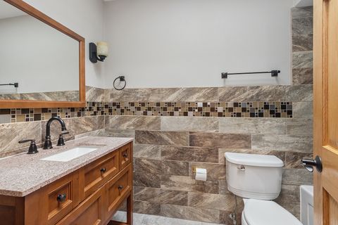 Tiny photo for 8850 W 98th Place, Palos Hills, IL 60465 (MLS # 12689397)