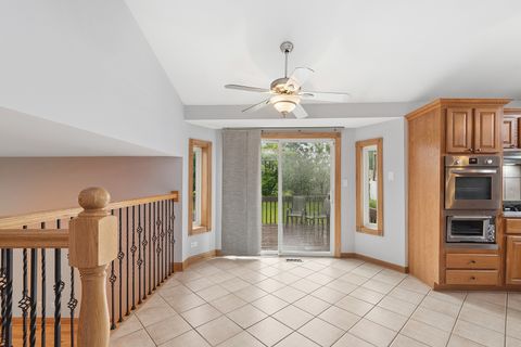 Tiny photo for 8850 W 98th Place, Palos Hills, IL 60465 (MLS # 12689397)
