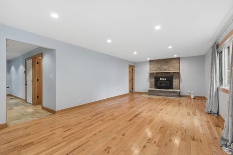 Tiny photo for 8850 W 98th Place, Palos Hills, IL 60465 (MLS # 12689397)