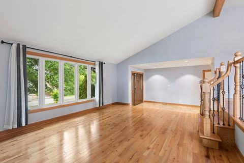 Tiny photo for 8850 W 98th Place, Palos Hills, IL 60465 (MLS # 12689397)