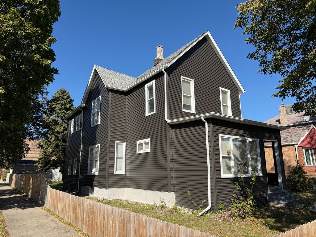 Photo for 11258 S CHURCH Street, Chicago, IL 60643 (MLS # 12506112)