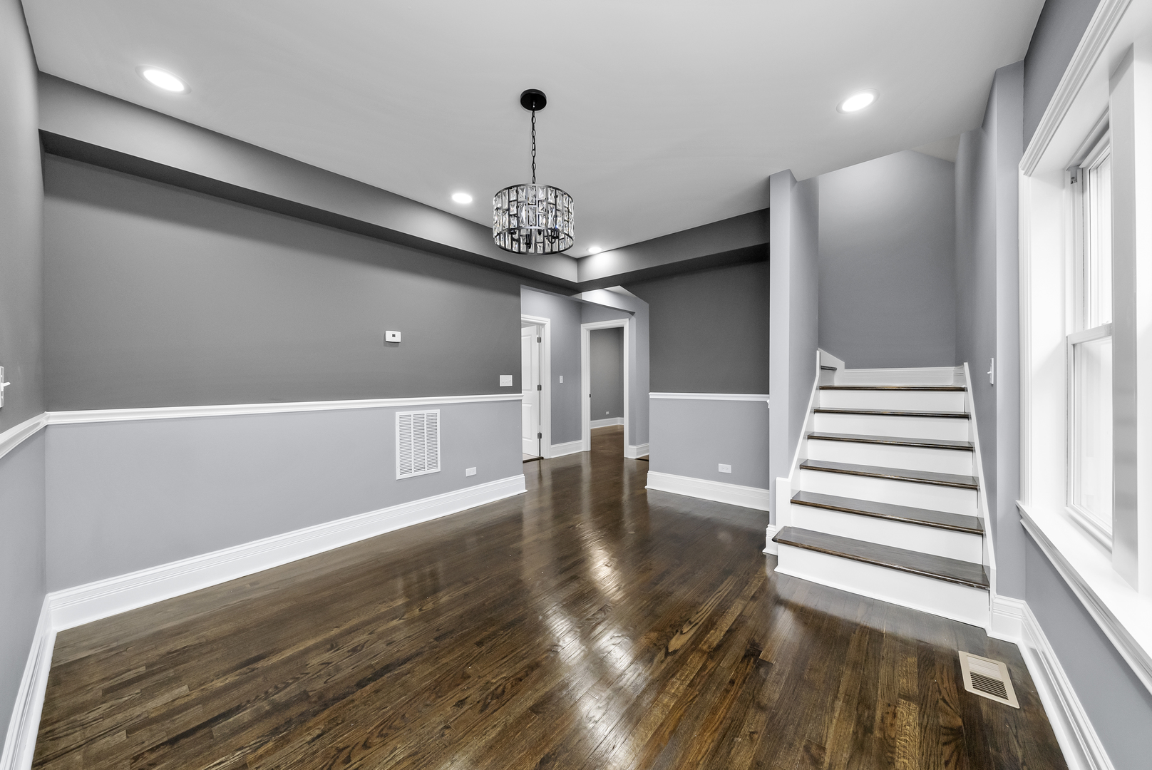 8033 S Harvard Avenue