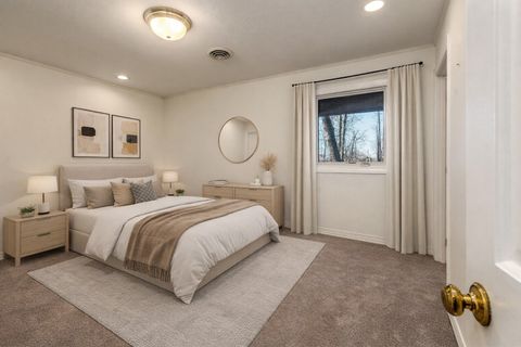 Tiny photo for 396 Lake Indian Hills Circle, Carbondale, IL 62902 (MLS # 100000166)